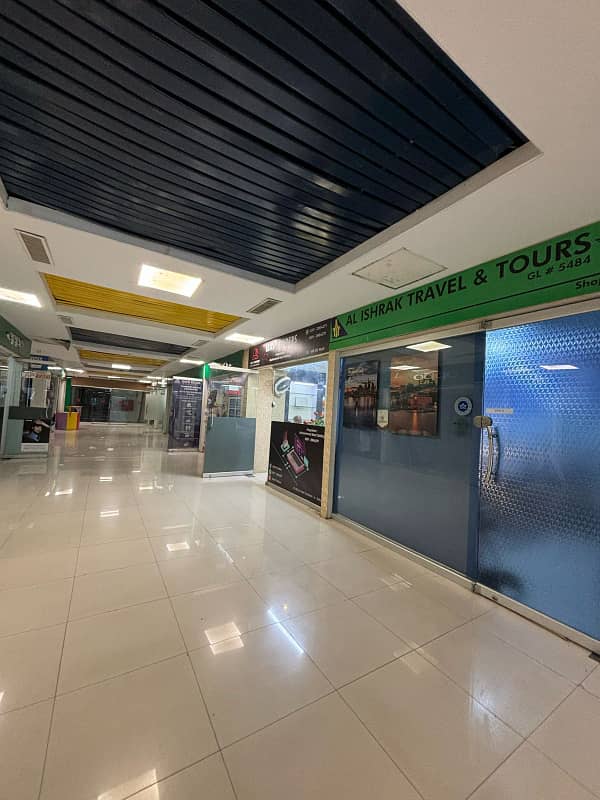 SHOPS FOR SALE WITH SMART RENTAL INCOMES (MAIN CENTER OF KARACHI). photo 7