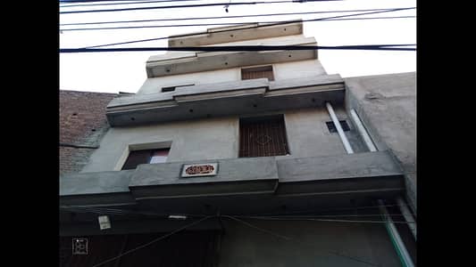 Triple Storey COMMERCIAL SHOP For Sale At CANTT Ghanta Ghar Road Opposite Side Of Retro Pizza photo 4